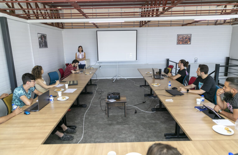 MERCEK’İN BAŞLATTIĞI 2 KURSLA GİRİŞİMCİLER, DİJİTAL DÜNYANIN ZENGİNLİĞİNİ TANIDI