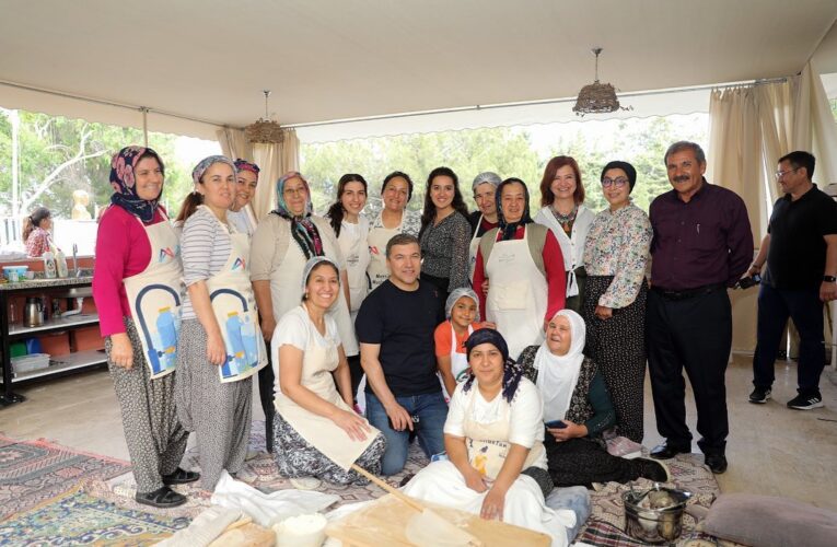 MERSİN BÜYÜKŞEHİR BELEDİYESİ VE MERSİNDEN KADIN KOOPERATİFİ’NİN İLK ÖRNEK KÖY PROJESİ, İSMAİL KÜÇÜKKAYA’NIN İLGİ ODAĞI OLDU