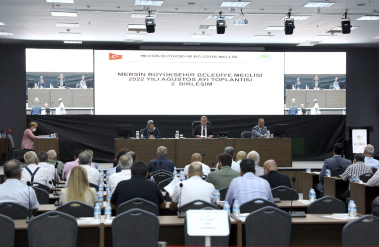 BAŞKAN SEÇER: “EĞİTİME YARDIMLARIMIZ ARTARAK DEVAM EDECEK”