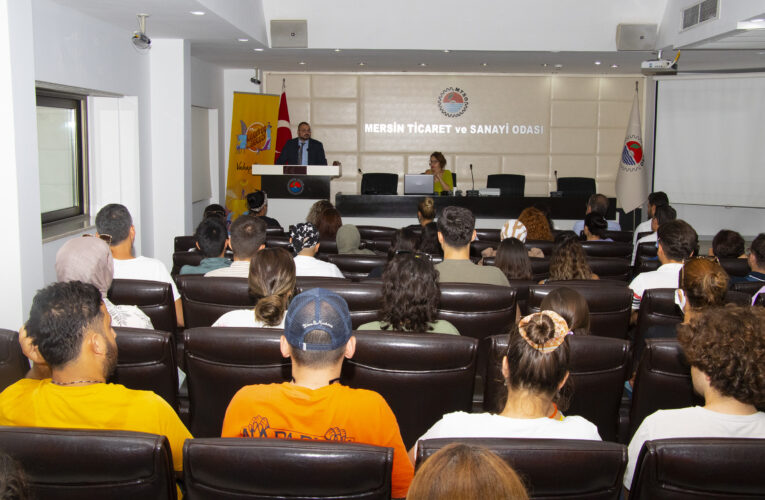 GENÇLER HEM MESLEK KAZANIYOR HEM DE İŞ HAYATINA HAZIRLANIYOR