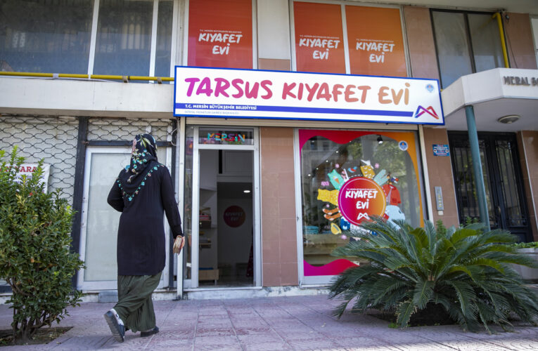 Kıyafet Evi’nin 2. Şubesi Tarsus’ta Açıldı