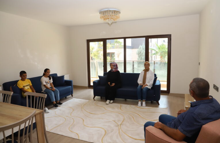 Çocuklar, yeni evlerine taşınmak için sabırsızlandıklarını söyledi