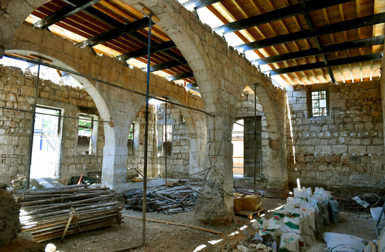 Yapıda farklı alanlarda eğitim verilecek atölyeler bulunacak