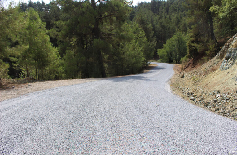 Toroslar’da 11,8 kilometre sathi kaplama çalışması yapıldı