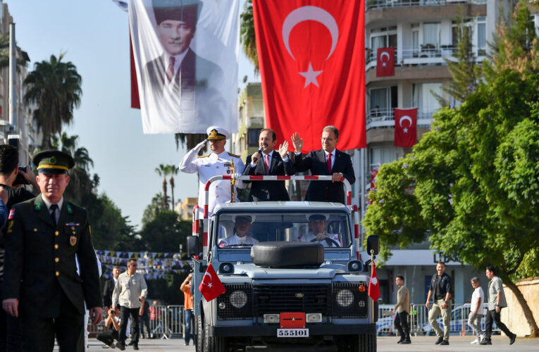 “CUMHURİYETİ DEMOKRASİYLE, DEMOKRASİYİ DE PARLAMENTER SİSTEMLE TAÇLANDIRACAĞIZ”