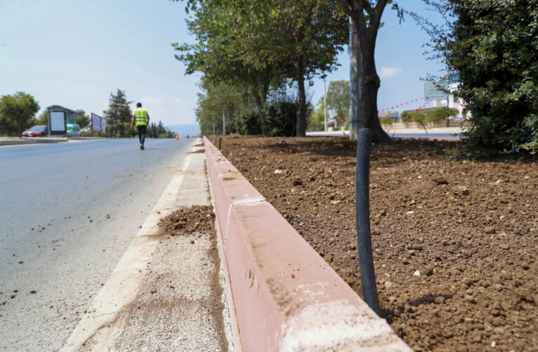 REFÜJLERE YERLEŞTİRİLEN OTOMATİK SULAMA SİSTEMİYLE SU TASARRUFU SAĞLANIYOR