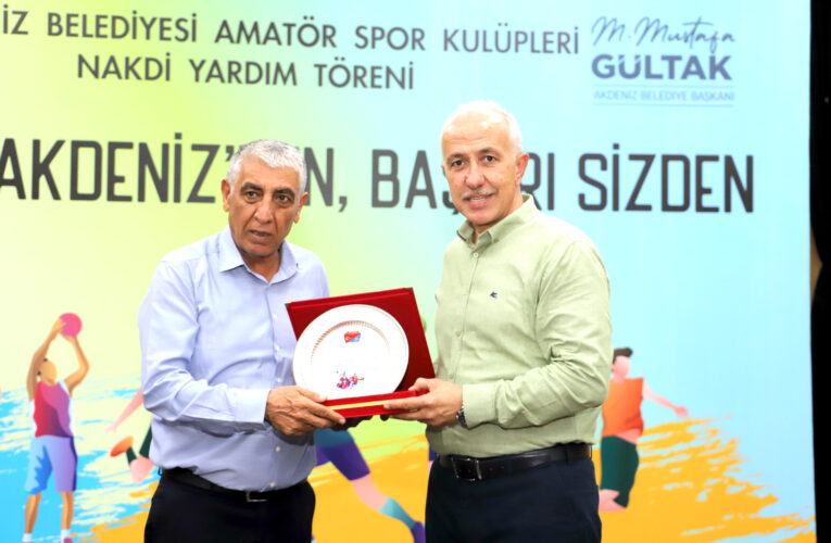 17 farklı dalda mücadele veren 61 spor kulübüne toplamda 317 bin 500 TL nakdi destek sağlandı