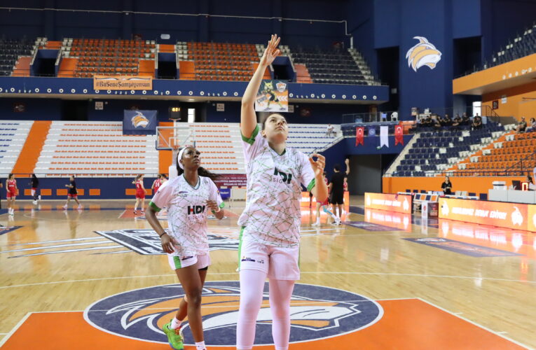 ÇBK Çukurova Cup’ı kazandı