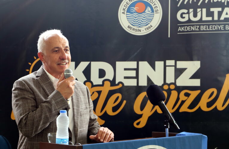 AKDENİZ BELEDİYE BAŞKANI GÜLTAK, MAHALLE MUHTARLARINI AĞIRLADI