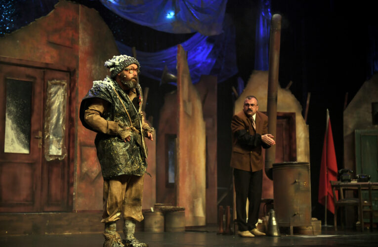 MURAT ATAK, TÜRKİYE’NİN EN PRESTİJLİ TİYATRO ÖDÜLLERİNDEN ‘İSMET KÜNTAY TİYATRO ÖDÜLÜ’NÜN SAHİBİ OLDU