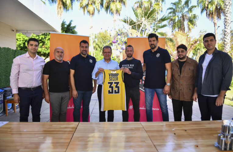 BAŞKAN SEÇER, MSK ERKEK BASKETBOL TAKIMI İLE KAHVALTIDA BİR ARAYA GELDİ