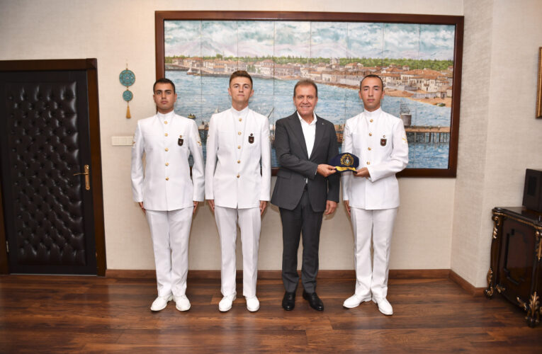 SEÇER: “DOĞU AKDENİZ, DÜNYADAKİ GÜÇ DENGELERİNİN İLGİLENDİĞİ BİR BÖLGE”