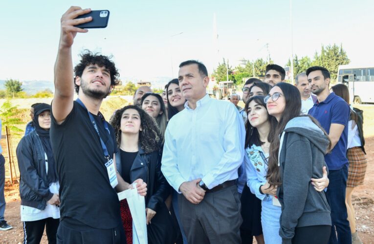 Başkan Özyiğit, “Yenişehir’de yeşil alan sayısını arttırdık”