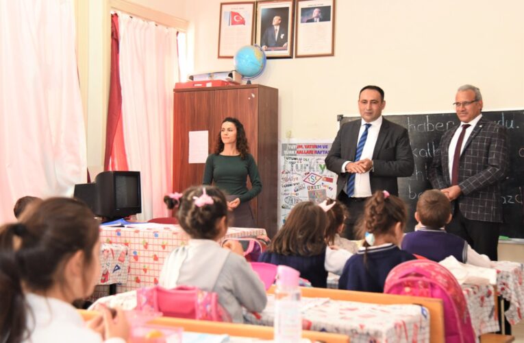 BAŞKAN YILMAZ, ÖĞRETMENLER GÜNÜ’NÜ KUTLADI