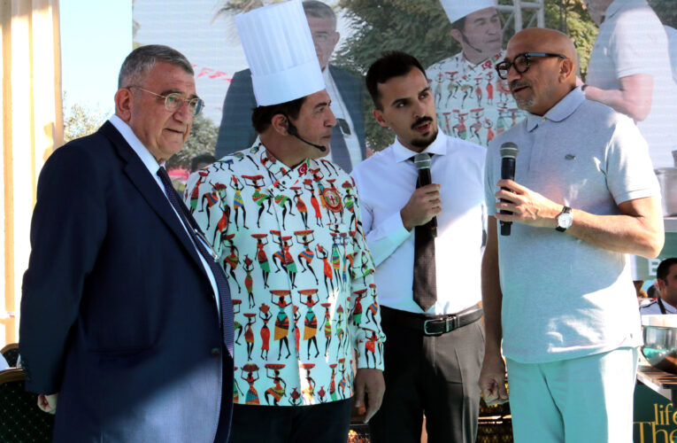 VENEZUELA BÜYÜKELÇİSİ REYES, GASTROSHOW YAPTI