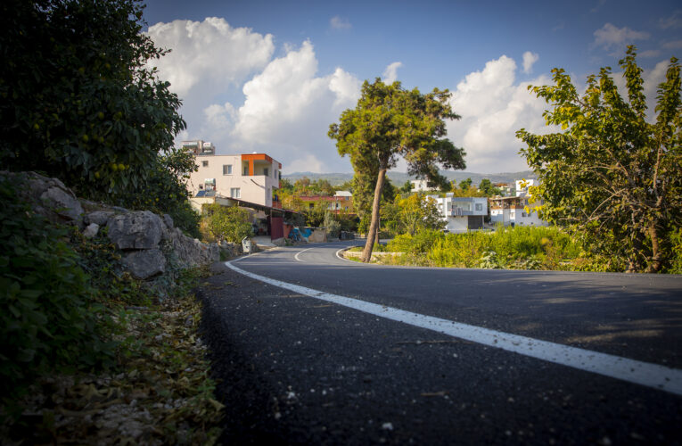 MERSİN’İN HER KÖŞESİ KALİTELİ YOLLARLA TANIŞIYOR