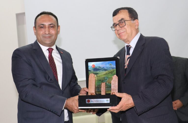 BÜYÜK TÜRKÇÜ PROF. DR. TURAN YAZGAN, VEFATININ 10. YILINDA ANILDI