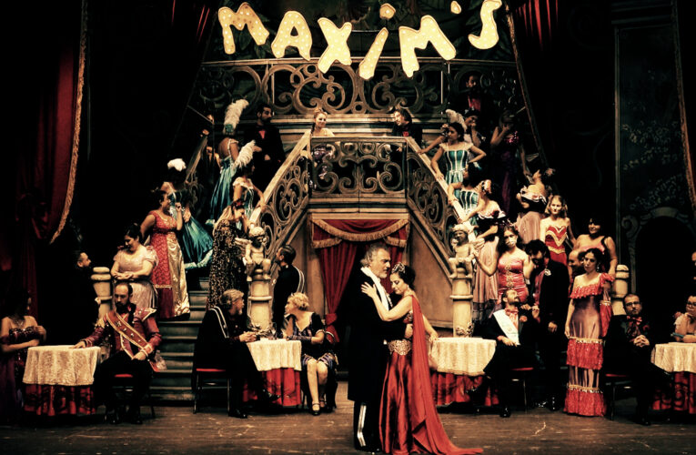 Şen Dul Opereti” ile yeniden sahnede olacak”