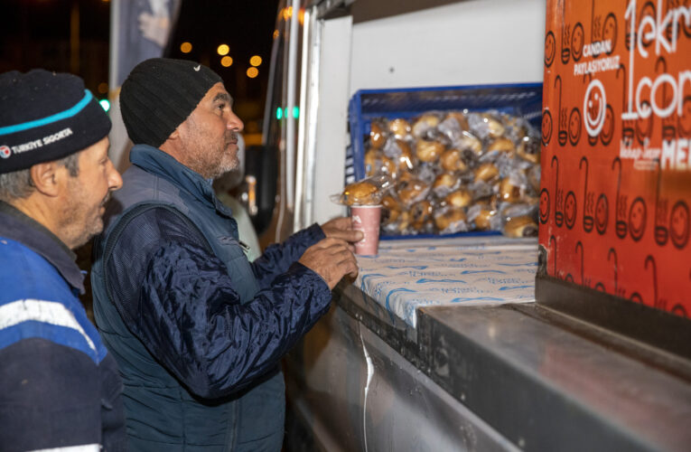 TARIM İŞÇİLERİNİN SABAH ÇORBASI BÜYÜKŞEHİR’DEN