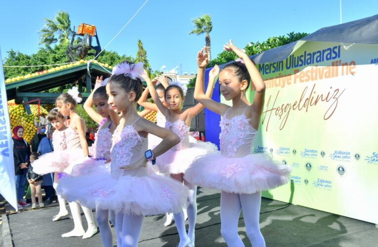 Yenişehir Belediyesi festivalde binlerce ziyaretçiyi ağırladı