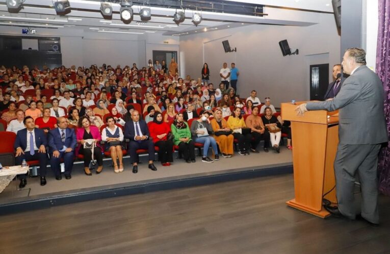 AİLE OKULU EĞİTİMLERİ DEVAM EDİYOR