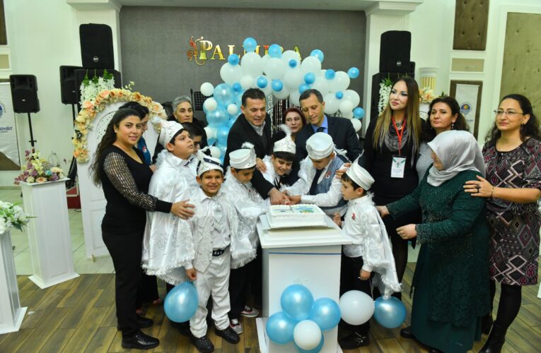 Başkan Özyiğit, özel çocukları sünnet düğünlerinde de yalnız bırakmadı