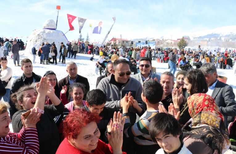 BAŞKAN YILMAZ, YENİ YILI KUTLADI