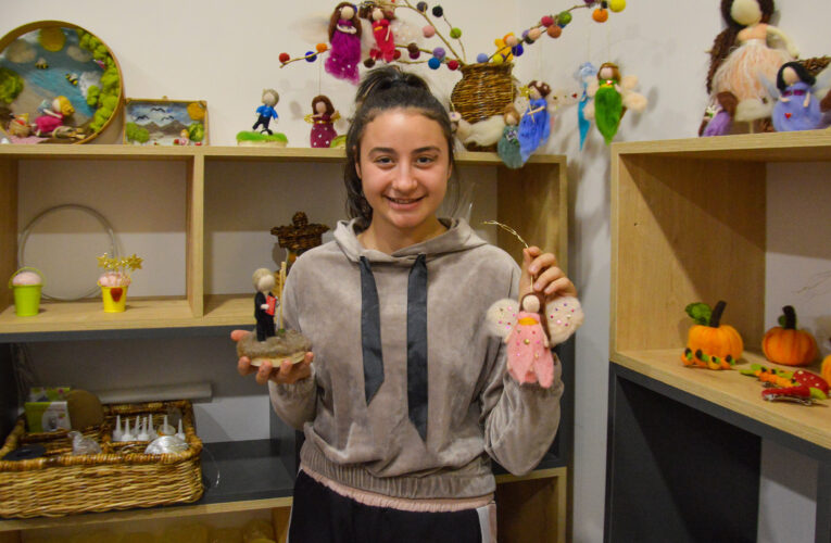 KIR ÇİÇEKLERİ SANATLA SPORU BİRLEŞTİRİYOR