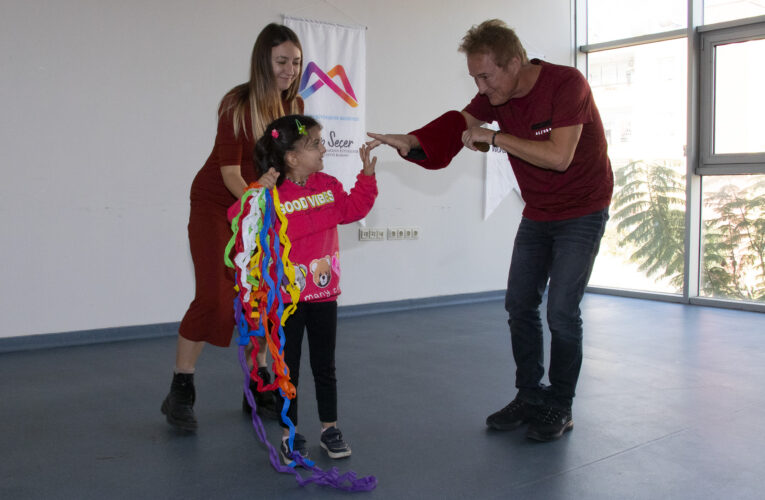 MERSİN BÜYÜKŞEHİR, MEGİC TERAPİYİ ÖZEL GEREKSİNİMLİ BİREYLERİN AYAĞINA GETİRDİ