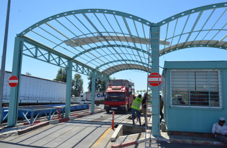 TARSUS HAL ESNAFI BÜYÜKŞEHİR’İN ÇALIŞMALARIYLA ÇOK MUTLU