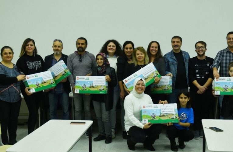 Yenişehir’in “Minik Bilim Kahramanları” için lego setleri dağıtıldı