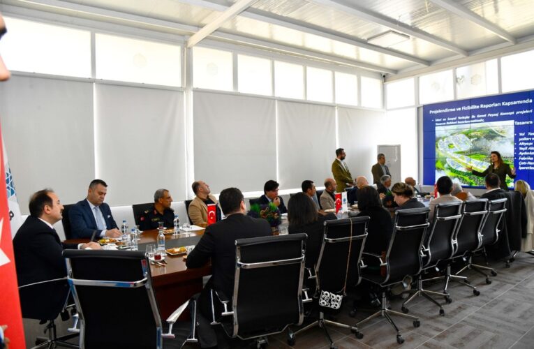 VALİ ALİ HAMZA PEHLİVAN BAŞKANLIĞINDA TARSUS TARIMSAL ÜRÜN İŞLEME İHTİSAS OSB MÜTEŞEBBİS HEYET TOPLANTISI GERÇEKLEŞTİRİLDİ