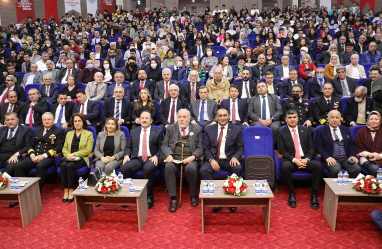 ORTAYLI: “ÇUKUROVA’NIN İŞGAL EDİLDİĞİ YILLARDA MERSİN’DEKİ DİRENİŞİN ÖNEMİ ÇOK BÜYÜK”