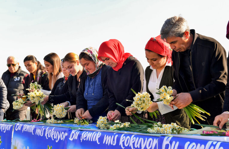 “MERSİN’E HUZUR GELDİ, SEVGİ GELDİ, SAYGI GELDİ, ADALET GELDİ”