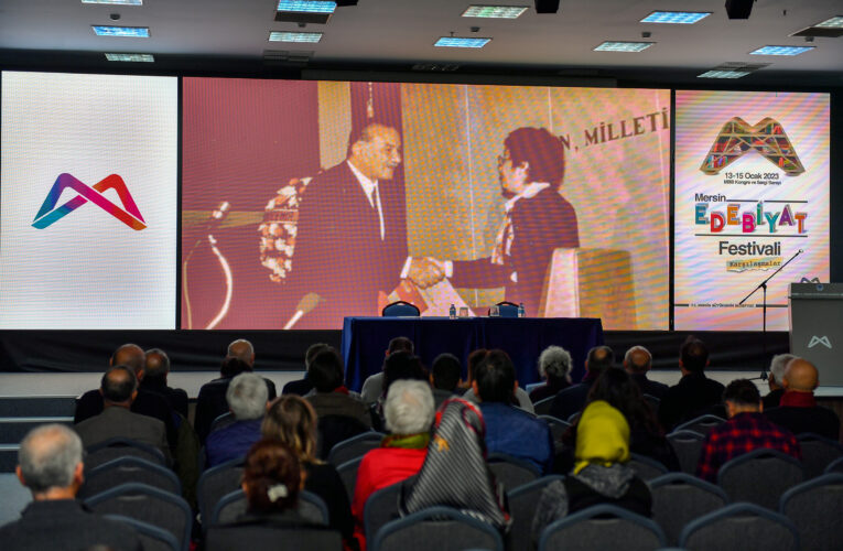 MERSİN EDEBİYAT FESTİVALİ 3. GÜNÜNDE DE ÖNEMLİ YAZAR VE ŞAİRLERİ AĞIRLADI