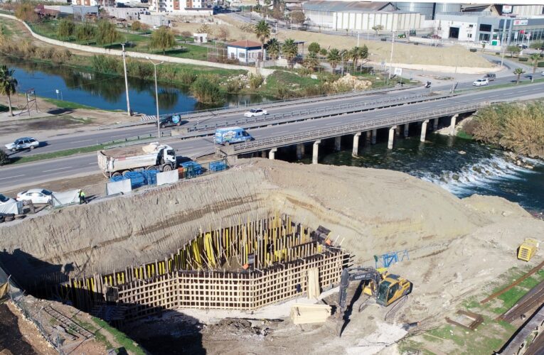 MESKİ, ŞAHİN MAHALLESİ YAĞMURSUYU POMPA İSTASYONU YAPIM İŞİNE DEVAM EDİYOR