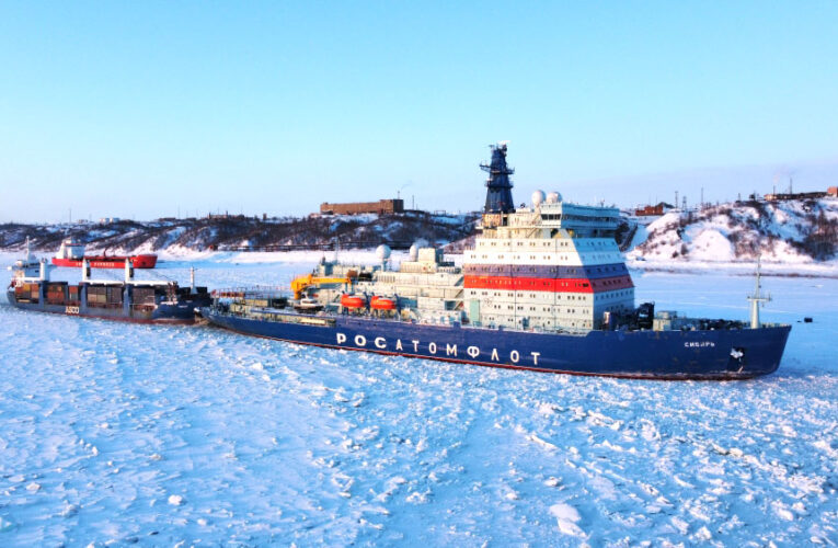 ROSATOMFLOT VE BALTIK TERSANESİ 5. VE 6. SERİ EVRENSEL NÜKLEER BUZKIRANLARIN İNŞASI İÇİN SÖZLEŞME İMZALADI