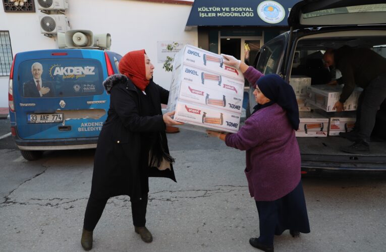 AKDENİZ BELEDİYESİ’NDEN DEPREM BÖLGESİNE YARDIM TIRI