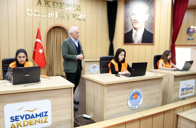 Akdeniz Belediyesi’nin kente göç eden afet mağdurları için başlattığı yardım seferberliği sürüyor