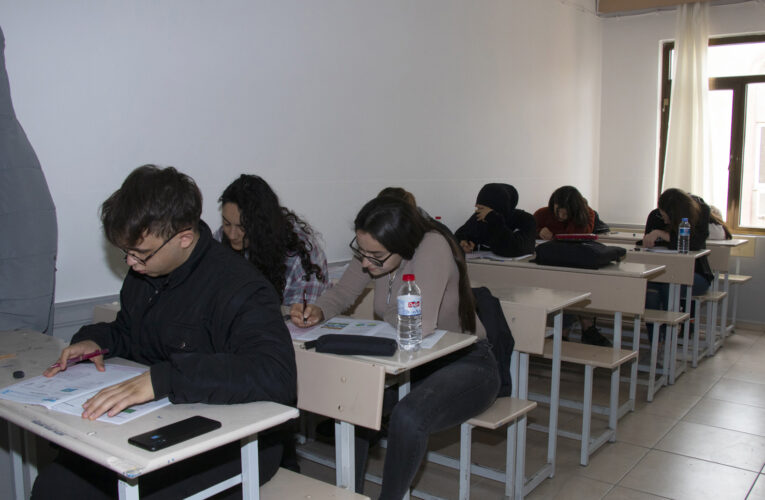SINAVA HAZIRLANAN DEPREMZEDE ÖĞRENCİLERİN EĞİTİMİ BÜYÜKŞEHİR’E EMANET