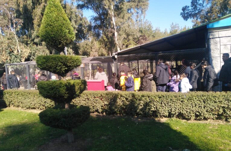 TARSUS’TA FARKLI NOKTALARA SIĞINAN DEPREM MAĞDURU VATANDAŞLAR, DOĞA PARKI’NA GÖTÜRÜLDÜ