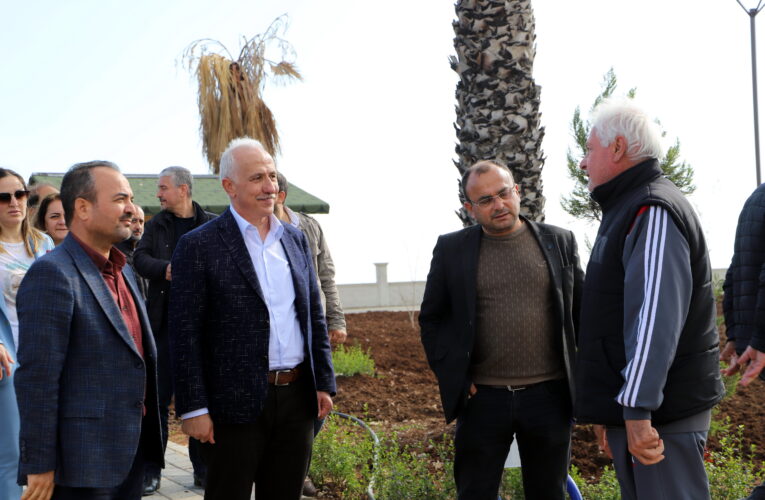 Sahil kenarında aralıksız devam eden ikinci etap yenileme çalışmasında sona yaklaşıldı