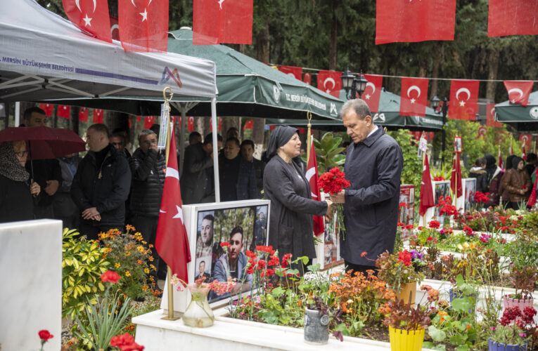 SEÇER:  “HALKIN MÜCADELESİNİN DÜNYAYA MAL OLMUŞ ZAFERİ”