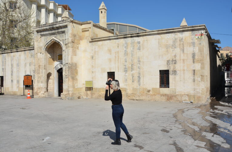 BÜYÜKŞEHİR VERDİĞİ HİZMETLERLE KADINLARA GÜVEN AŞILAMAYA DEVAM EDİYOR