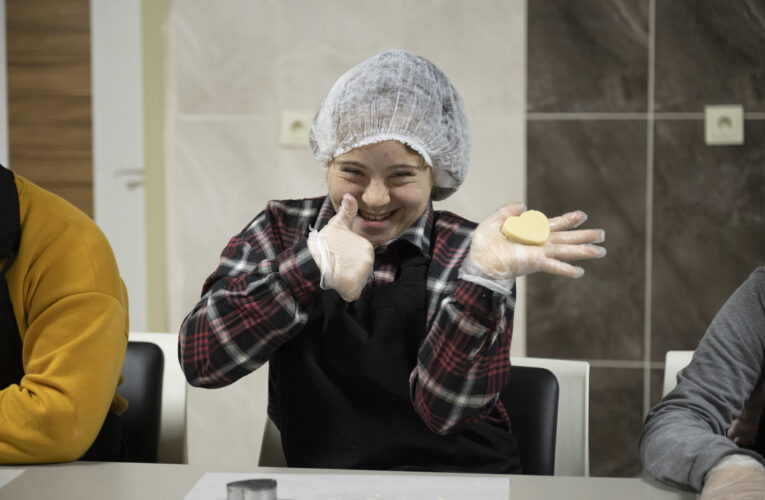 ÖZEL ŞEFLER +1 FARKLA MUTFAKTA HARİKALAR YARATTI, GÖNÜLLERE DOKUNDU