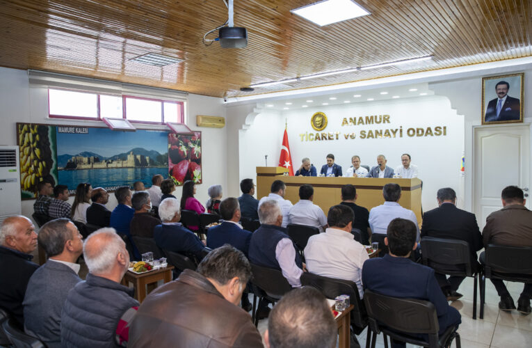 SEÇER ANAMUR HALKIYLA BİR ARAYA GELDİ