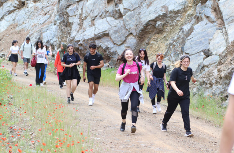 BÜYÜKŞEHİR GENÇLERİ DOĞADA BULUŞTURDU