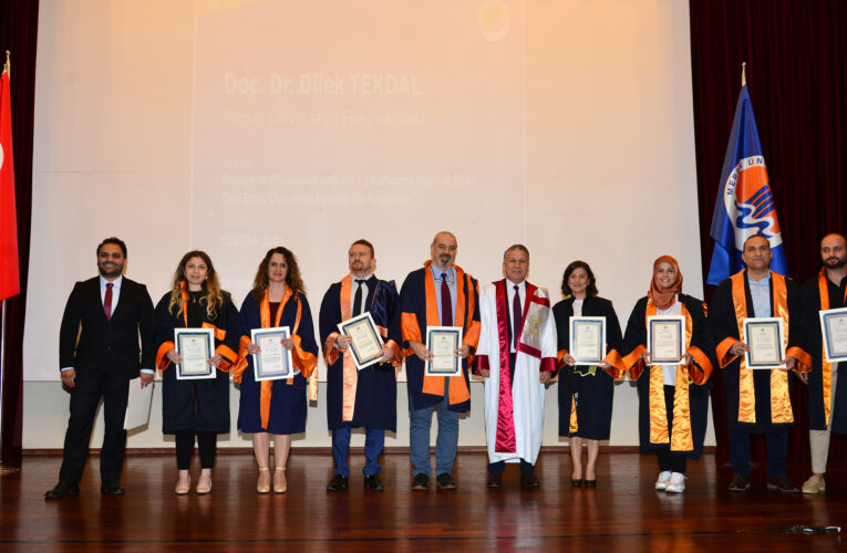 2022 Yılında Proje ve Uluslararası Yayın Sahibi Öğretim Elemanları Düzenlenen Taltif Töreni İle Teşekkür Belgelerini Aldı