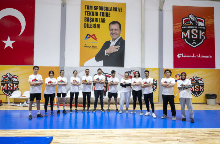 BÜYÜKŞEHİR, GENÇLERE ÜCRETİZ FİZİKİ YETERLİLİK KURSU VERİYOR