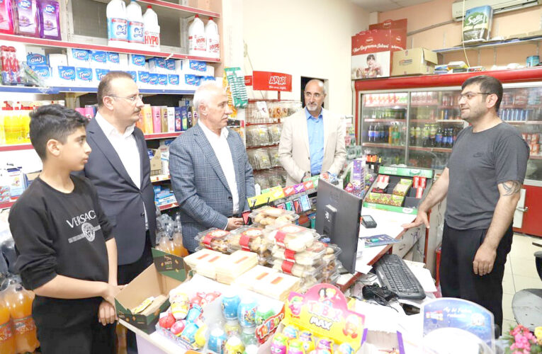 AKDENİZ BELEDİYE BAŞKANI  GÜLTAK; ESNAF VE VATANDAŞ ZİYARETLERİNİ SÜRDÜRÜYOR